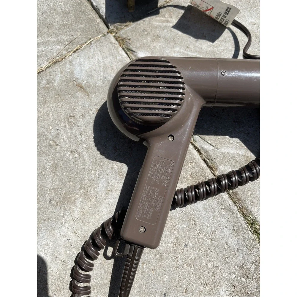 Retro Vidal Sassoon Professional 1500 Watt Mid-Size Hair Dryer Model VS-503